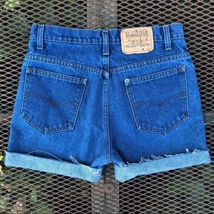 Vintage Levi High Waisted Shorts